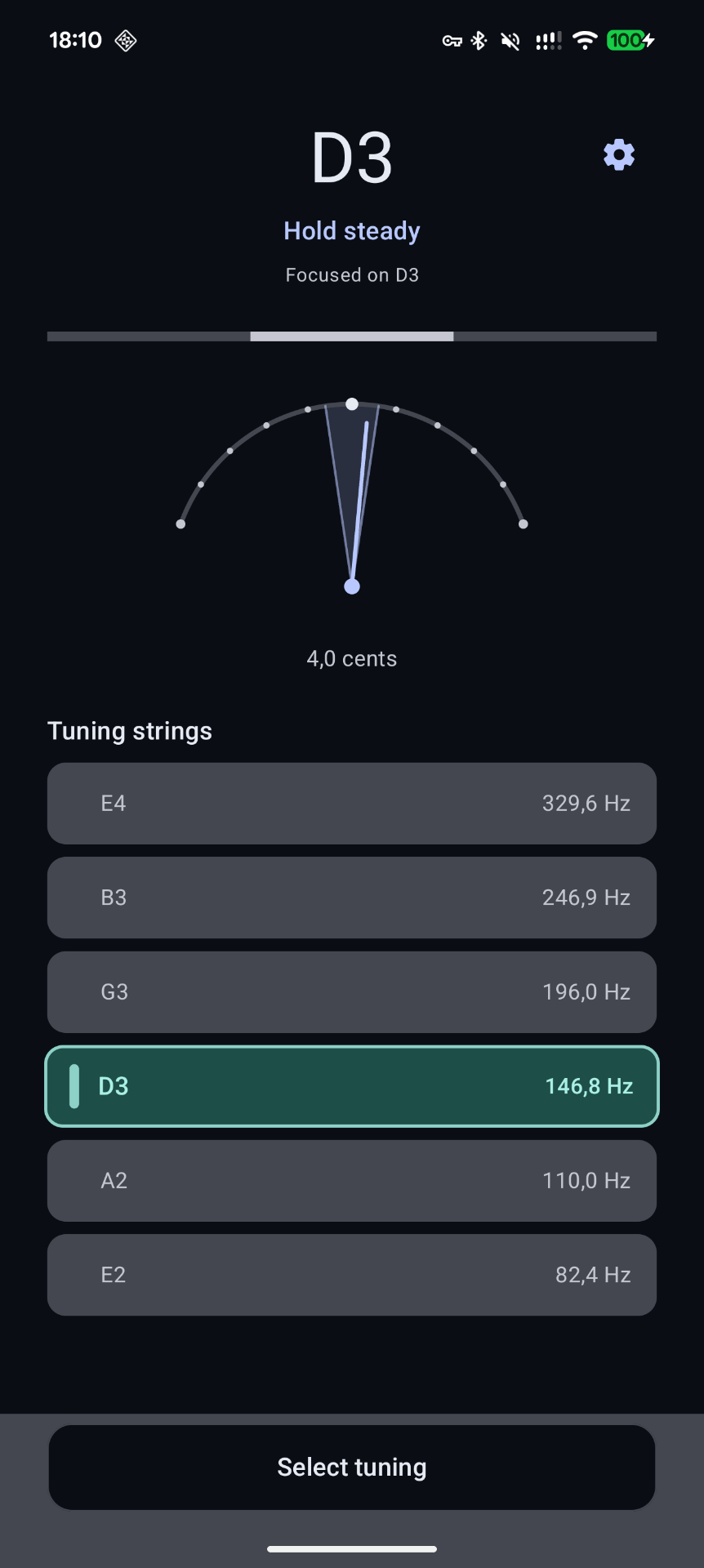 Guitar Tuner showing D3 string
